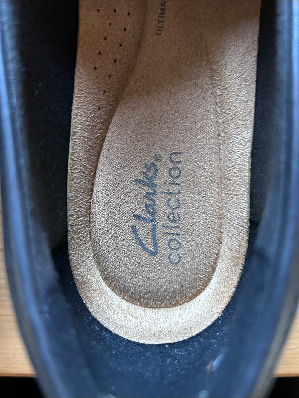 Clarks- Classic Women’s Black Leather Loafers size 11 - Picture 7 of 8